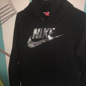 Nike hoodie like new with metallic lettering